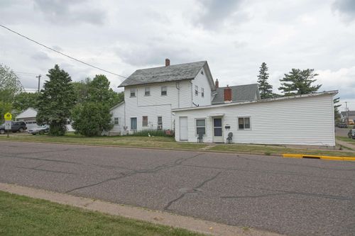 141 S Park Ave, Medford, WI, 54451-1721 | Card Image
