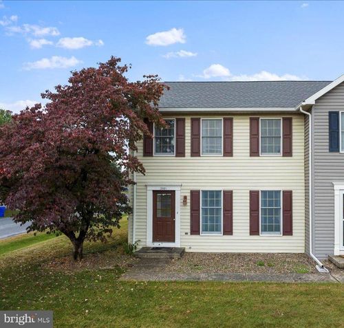 3581 Carnoustie Dr, CHAMBERSBURG, PA, 17202-8122 | Card Image