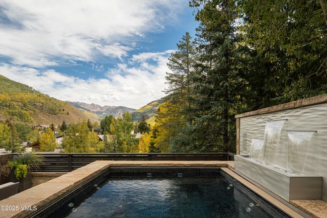 100 Vail Rd, Home with 11 bedrooms, 18 bathrooms and 4 parking in Vail CO | Image 12