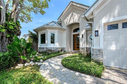 3921 Maravic Pl, Sarasota, FL, 34231-3528 | Card Image