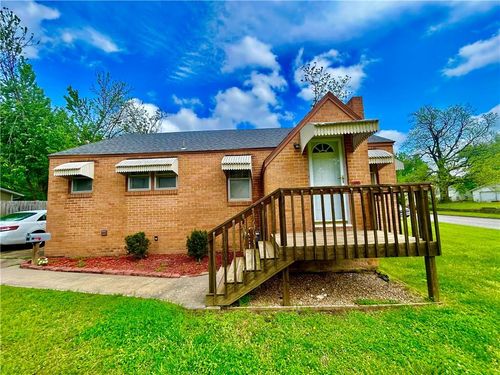 621 S Cedar St, Nevada, MO, 64772-3503 | Card Image