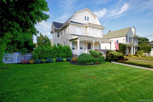444 Lakeview Ave, Rockville Centre, NY, 11570-3102 | Card Image