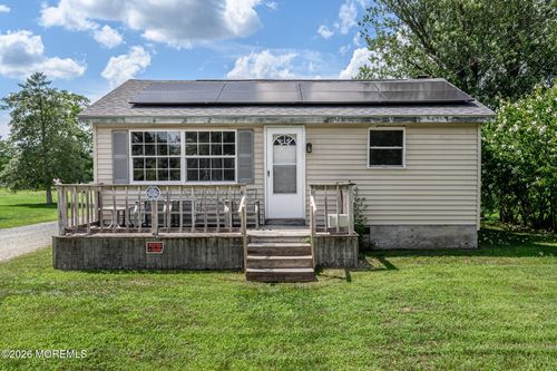 93 N Maple Ave, Tuckerton, NJ, 08087-3437 | Card Image