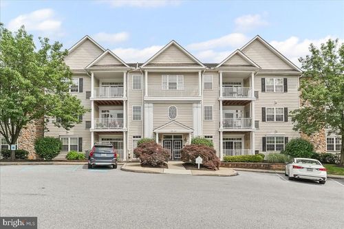 d-306 Victoria Gardens Dr, KENNETT SQUARE, PA, 19348-4115 | Card Image