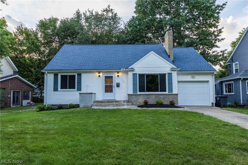 124 Westover Dr, Akron, OH, 44313-7767 | Card Image