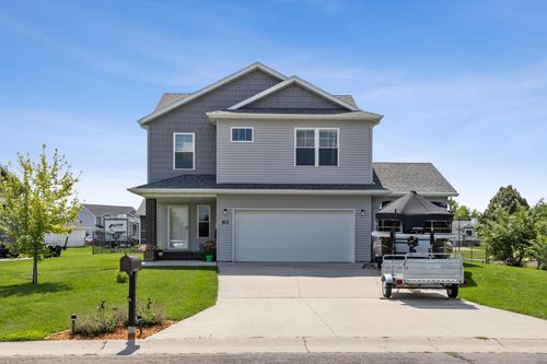 813 8th Ave Ne, Dilworth, MN, 56529-1505 | Card Image