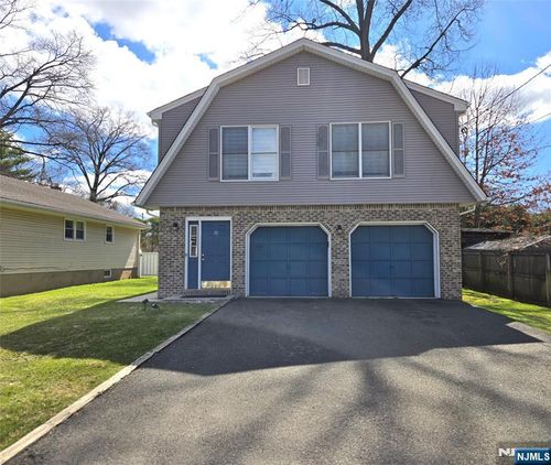 71 Wyandotte Ave, Dumont, NJ, 07628-2119 | Card Image