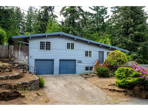 4522 Pacific Ave, Vancouver, WA, 98663-1818 | Card Image