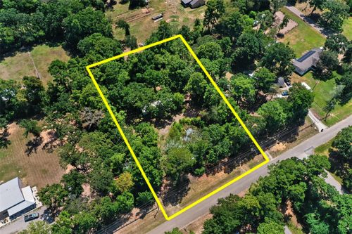 21051 Country Pines Rd, Magnolia, TX, 77355-5566 | Card Image