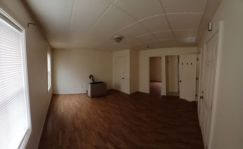 1-1909 N Main St, Fall River, MA, 02720-1317 | Card Image