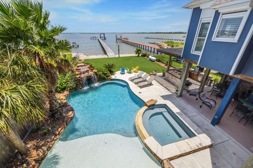 1623 Dick Bay Dr, San Leon, TX, 77539-4789 | Card Image