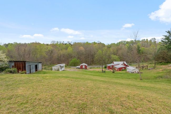 860 Floyd Hwy S, House other with 3 bedrooms, 2 bathrooms and null parking in Floyd VA | Image 67