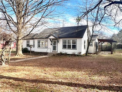 235 S Galveston, Russellville, AR, 72801 | Card Image