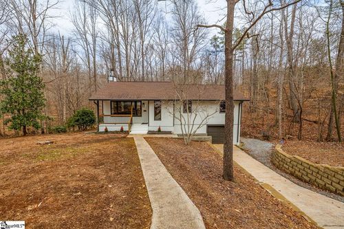 102 Blossom Ct, Westminster, SC, 29693-6514 | Card Image