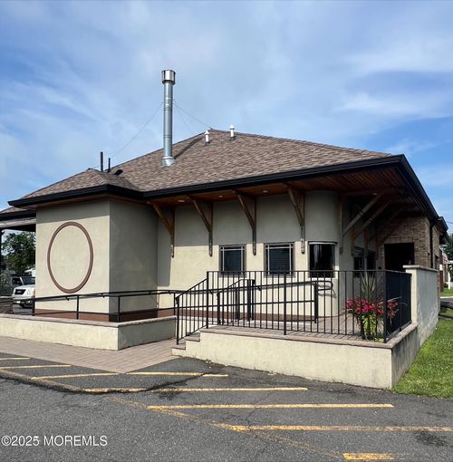 26 State Route 36 E, North Middletown, NJ, 07748-5247 | Card Image