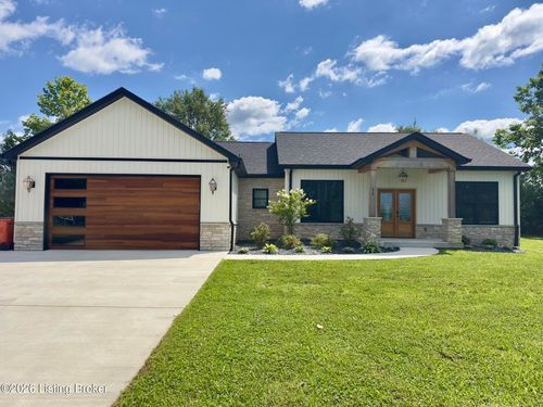 11 Chestnut Grove Rd, Elizabethtown, KY, 42701-6799 | Card Image