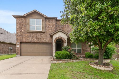8220 Misty Water Dr, Fort Worth, TX, 76131-4549 | Card Image