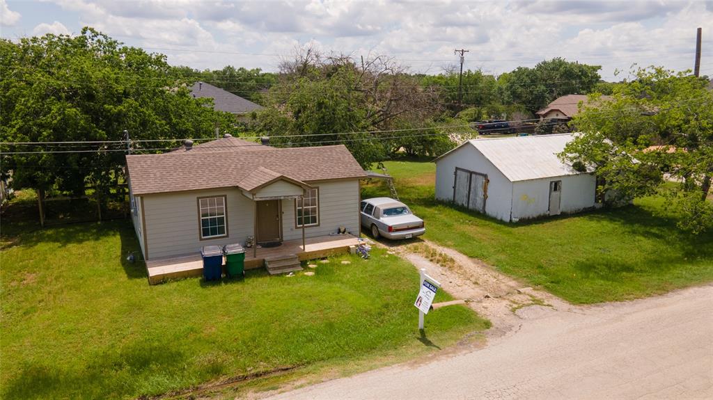 Maple St, Celina, TX 75009