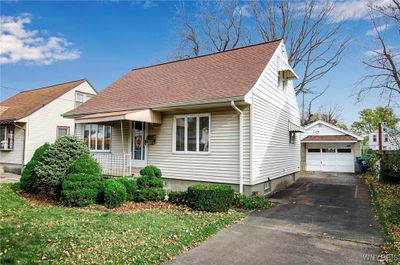 639 74th Street, House other with 2 bedrooms, 2 bathrooms and null parking in Niagara Falls NY | Image 2