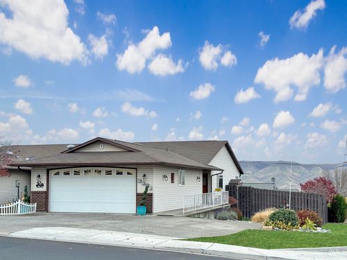 b-937 Stewart Ave, Lewiston, ID, 83501-4716 | Card Image