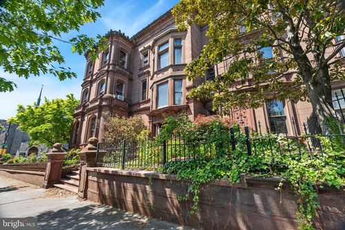 1l-2201 Green St, PHILADELPHIA, PA, 19130-3112 | Card Image
