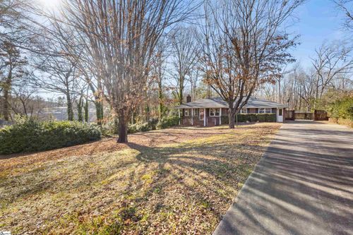 312 Parkway Drive, Easley, SC, 29640 | Card Image