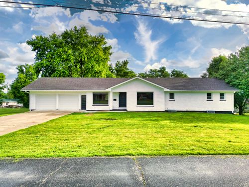 410 E Elm St, HUNTSVILLE, MO, 65259-1117 | Card Image