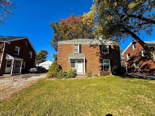 2321 Broad Blvd, Cuyahoga Falls, OH, 44223-1413 | Card Image