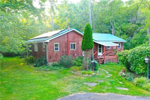 4762 Fay Hollow Rd, Great Valley, NY, 14741-9650 | Card Image