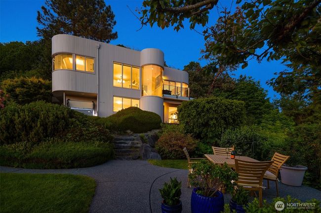 Impressive/intriguing views of the home architecture from the garden patio. | Image 31