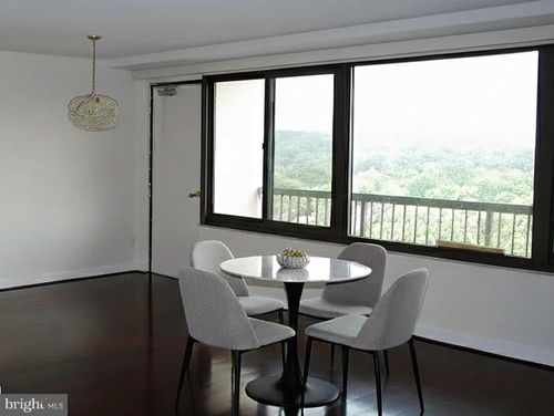 apt-814-5500 Holmes Run Pkwy, ALEXANDRIA, VA, 22304-2857 | Card Image