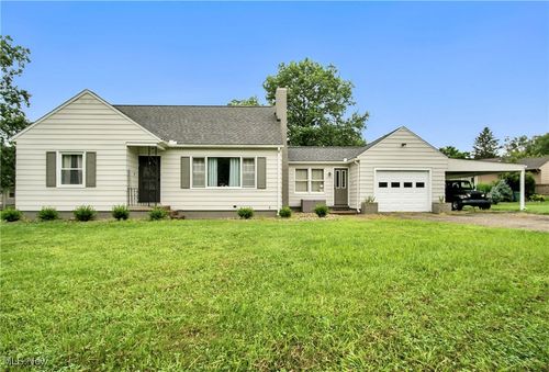 3080 Newark Rd, Zanesville, OH, 43701-7760 | Card Image
