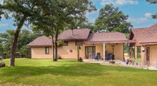 225 Lockwood Rd, Red Rock, TX, 78662-4530 | Card Image