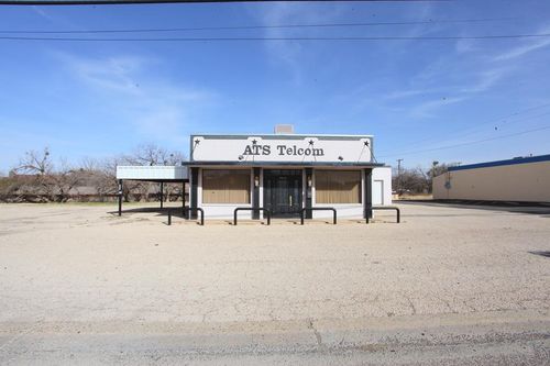 2513 Wasson Rd, Big Spring, TX, 79720-6414 | Card Image