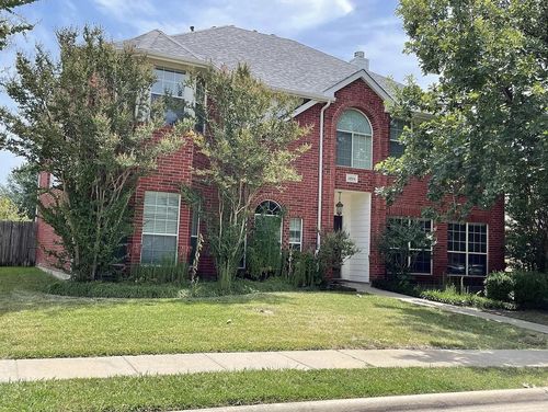 1233 Mcmahan Dr, Lewisville, TX, 75077-2502 | Card Image
