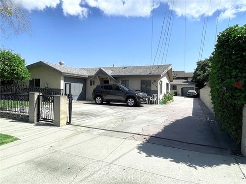 8052 Harrison St, Paramount, CA, 90723 | Card Image