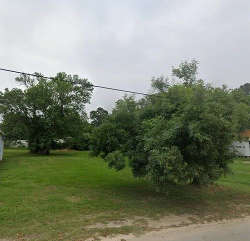 303 Palacios St, El Campo, TX, 77437 | Card Image