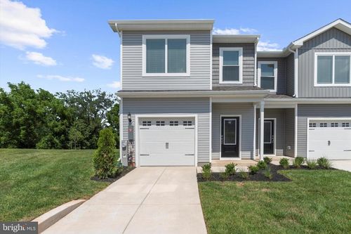 8135 Bartholomew Ct, BALTIMORE, MD, 21206-1665 | Card Image