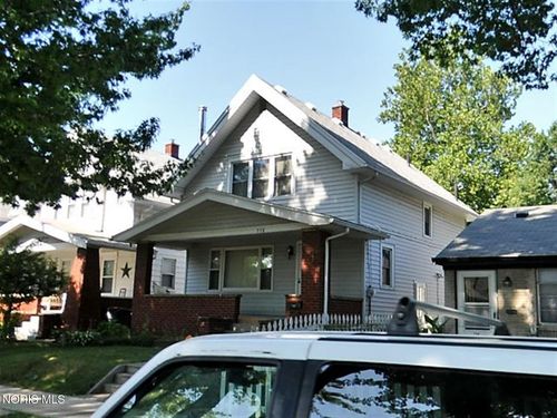 738 Geneva Avenue, Toledo, OH, 43609 | Card Image