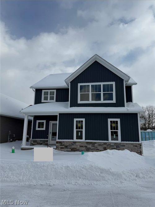 7911 Brushwood Ln, Painesville, OH, 44077-9263 | Card Image