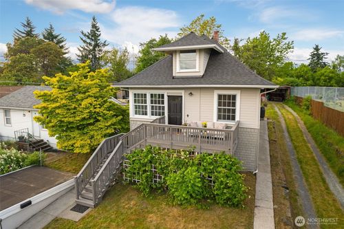4340 S Bennett St, Seattle, WA, 98118-2331 | Card Image
