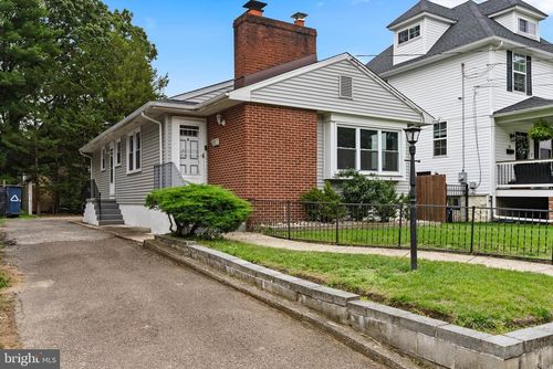 22 E Zane Ave, COLLINGSWOOD, NJ, 08108-1324 | Card Image