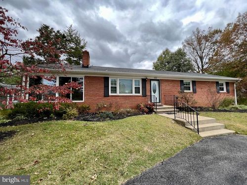 800 Severn Dr, LA PLATA, MD, 20646-9206 | Card Image