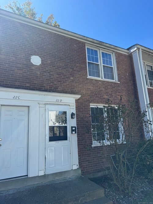 apt-d-22 Saint James St, Manchester, CT, 06040-5957 | Card Image