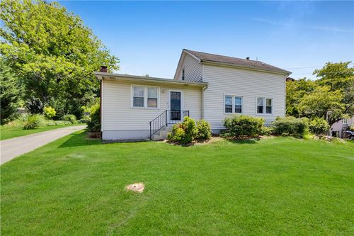 711 Frost Hollow Rd, Forks Twp, PA, 18040-7503 | Card Image