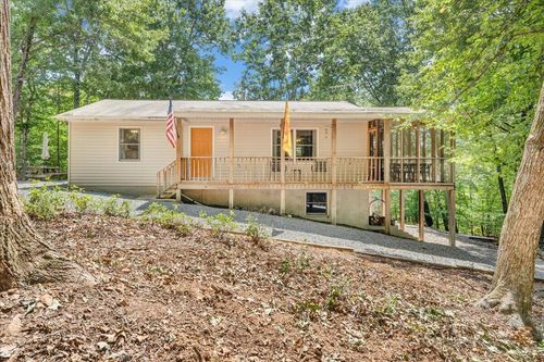 303 Teakwood Dr, Pittsville, VA, 24139-2635 | Card Image