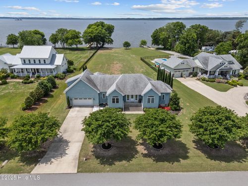 102 E Point Estates Ct, Knotts Island, NC, 27950-9705 | Card Image