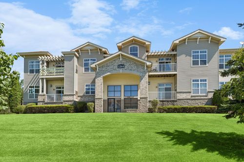 102-1244 County Road D E, Maplewood, MN, 55109-6036 | Card Image