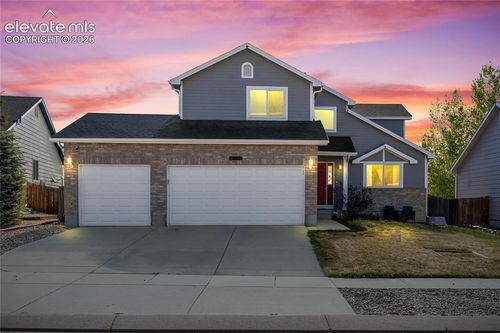 5889 Huerfano Dr, Colorado Springs, CO, 80923-3464 | Card Image