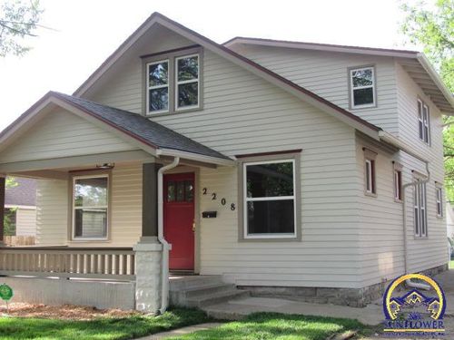 2208 Sw Kenilworth Ct, Topeka, KS, 66606-1723 | Card Image